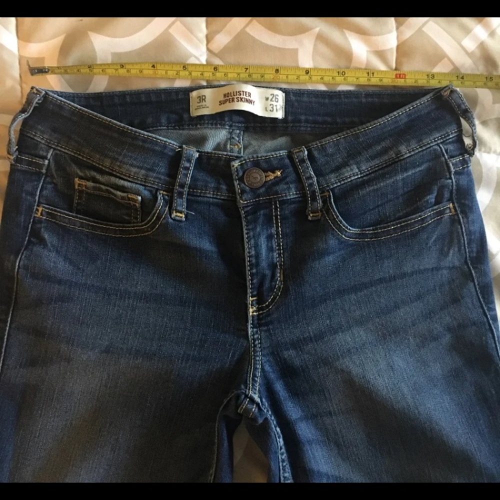 Size 3R Hollister Jeans - Picture 3 of 5